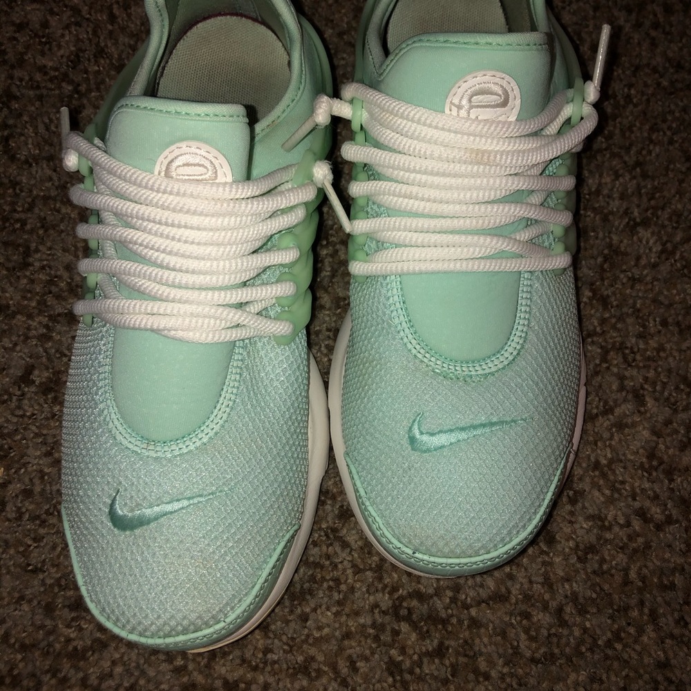 Women’s Teal Nike Presto